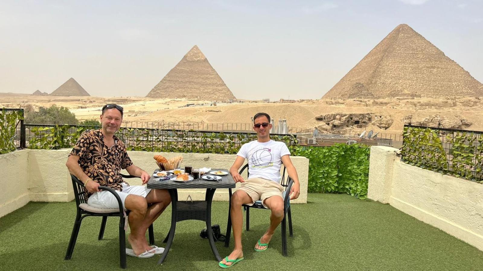 Solima Pyramids View Kafret el-Gabal المظهر الخارجي الصورة